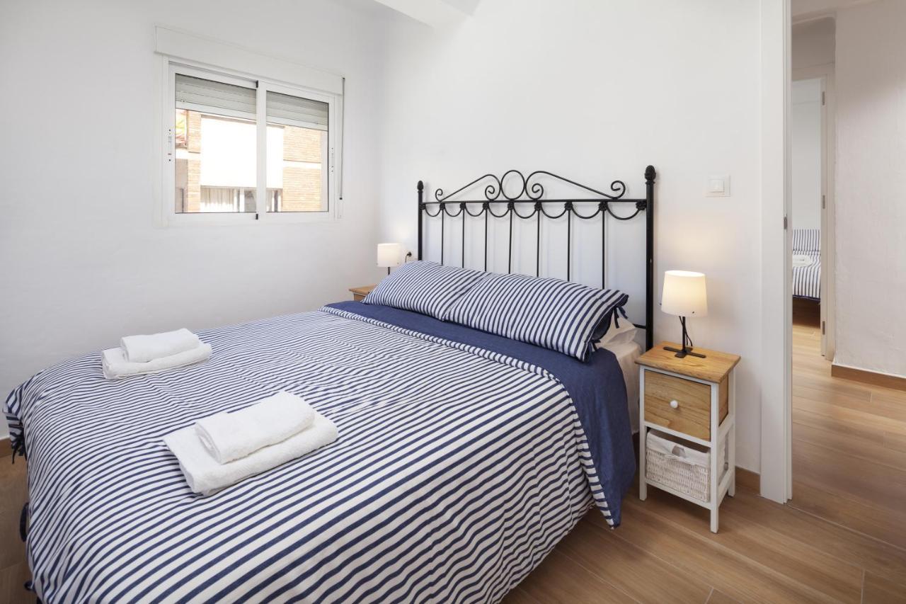 Apartamento Nuria Torre Del Mar Exterior photo